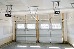 Exclusive Garage Door Service Santa Ana, CA 714-497-1304